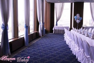 Бело-голубая свадьба в гостинице Космос, зал Галактика